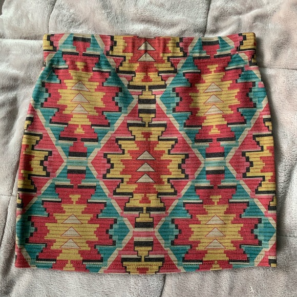 D- Aztec Pencil Skirt - Picture 1 of 2